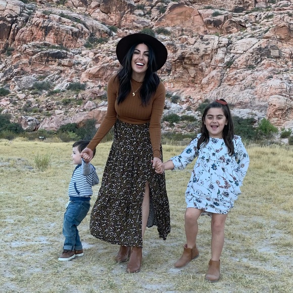 Meet your seller - Picture 3 of 3